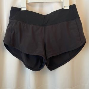 LuluLemon 2” Speed Short. Size 4. Black